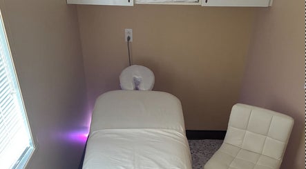 Salle de massage paisible chez Clinique MEDS - Massothérapie Professionnelle et Cryothérapie, Saint-jean-de-matha, Québec, CA.