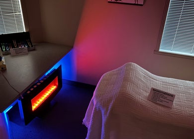 Salle de massage apaisante à Clinique MEDS - Massothérapie Professionnelle et Cryothérapie, Saint-jean-de-matha, Québec, CA.