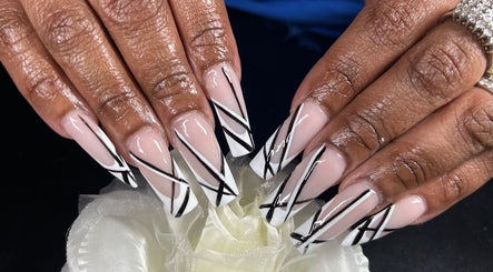 Slayed By Shaya obrázek 3