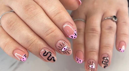 The Nail Circus