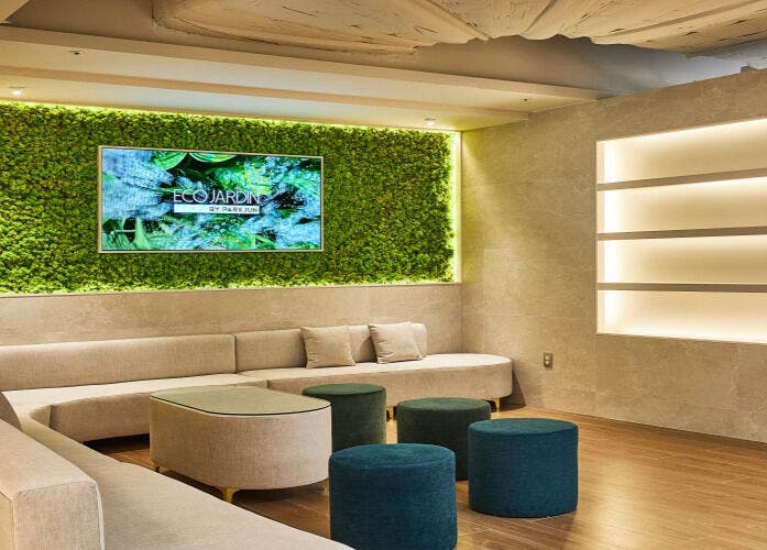 Luxury lounge area at EcoJardin Jamsil Lotte Tower Branch 에코쟈뎅, 서울특별시, 서울특별시, KR with elegant decor.