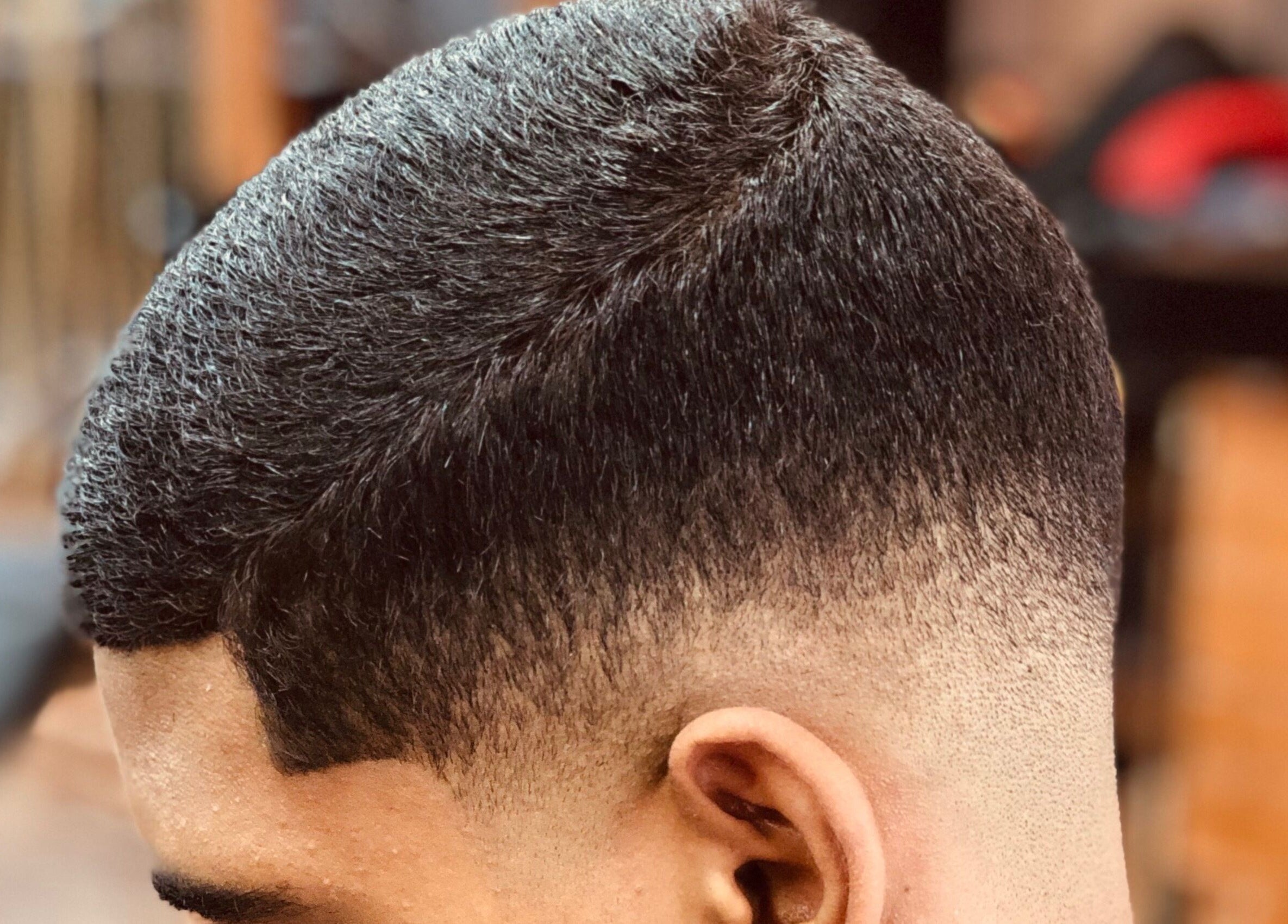 Corte masculino moderno em visita ao Guilherme Nascimento, Distrito Federal, Distrito Federal, BR.