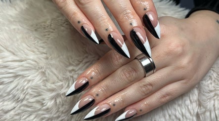 Santa Guindilla Nails
