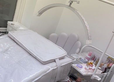 Relaxing treatment room at Rafaela Lima Beauty, Peterborough, England, GB with modern equipment.
