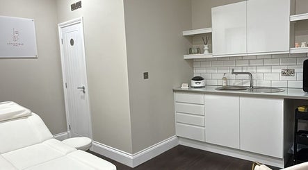 Esthetique by Dr S