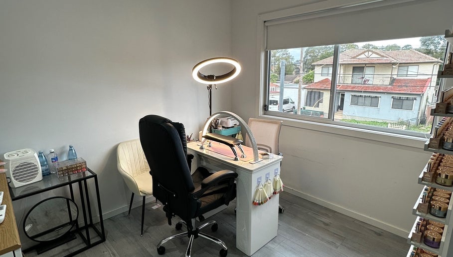 Mie nail spa image 1