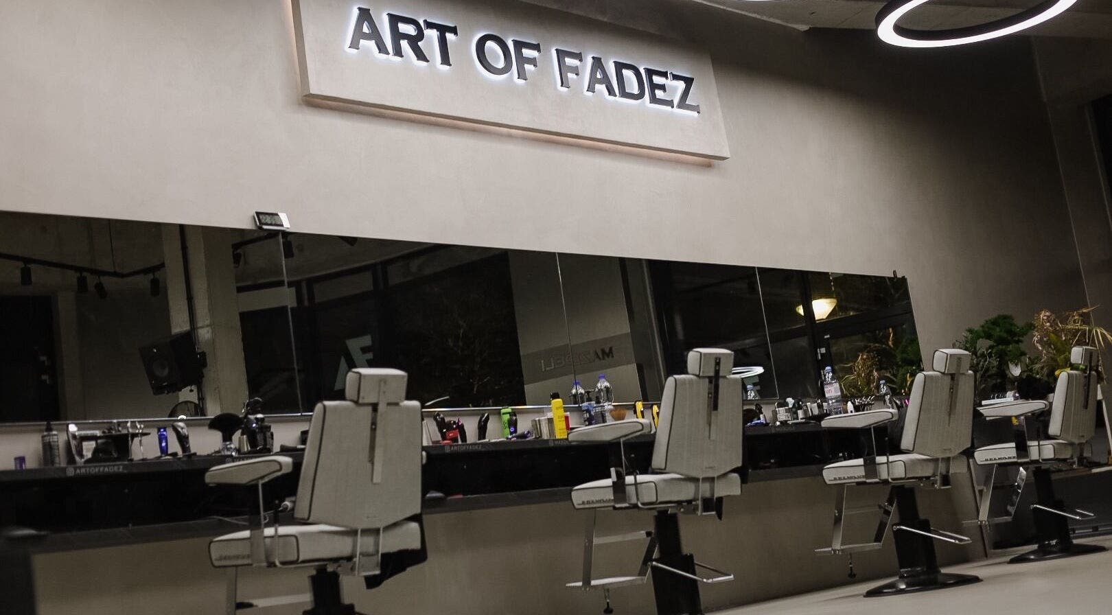 Moderne kappersstoelen in Art of Fadez, Alphen Aan Den Rijn, Zuid-holland, NL