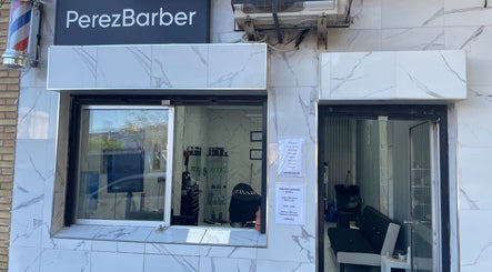 PerezBarber图像3