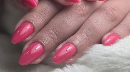 Sofia Nunes NailsDesigner image 3