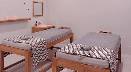 KU Salon and Spa obrázek 2