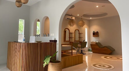 KU Salon and Spa obrázek 3