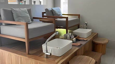 Modern pedicure station at KU Salon and Spa, Nusa Tenggara Barat, offering comfort and elegance.