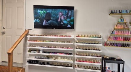 Time For Nails, bilde 2