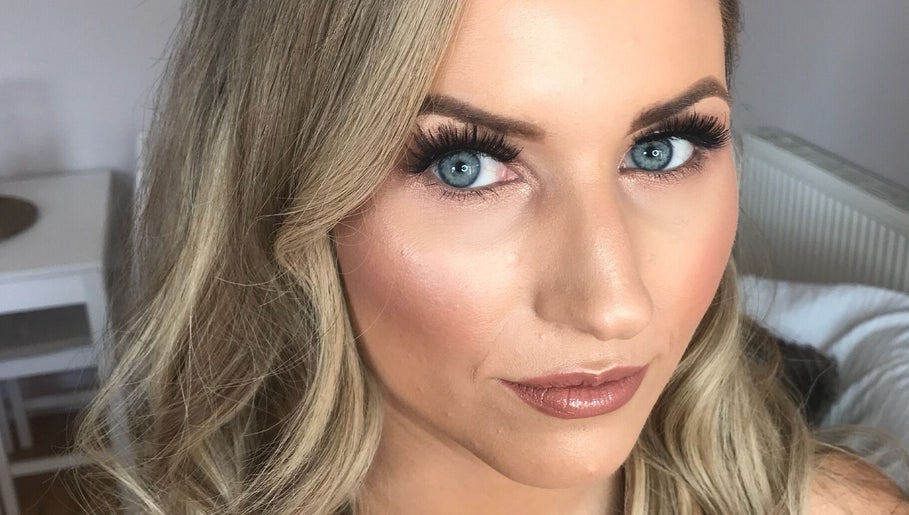 Lucy Sunderland Makeup image 1