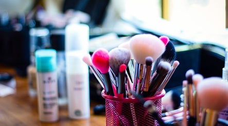 Maquilladora-cosmetologa Yanin Jelvez Olivares, bilde 3