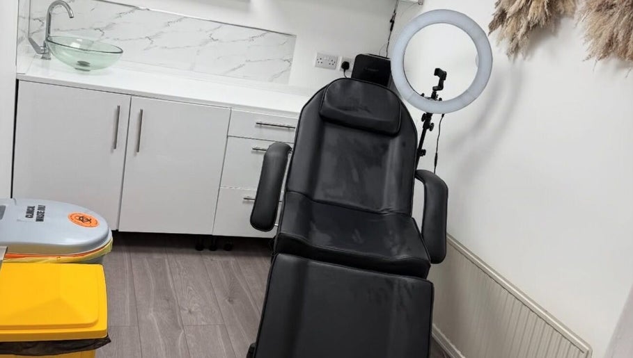 Modern treatment chair in Skin king & Aesthetics, Leeds, England, GB, ideal for beauty and wellness services.
