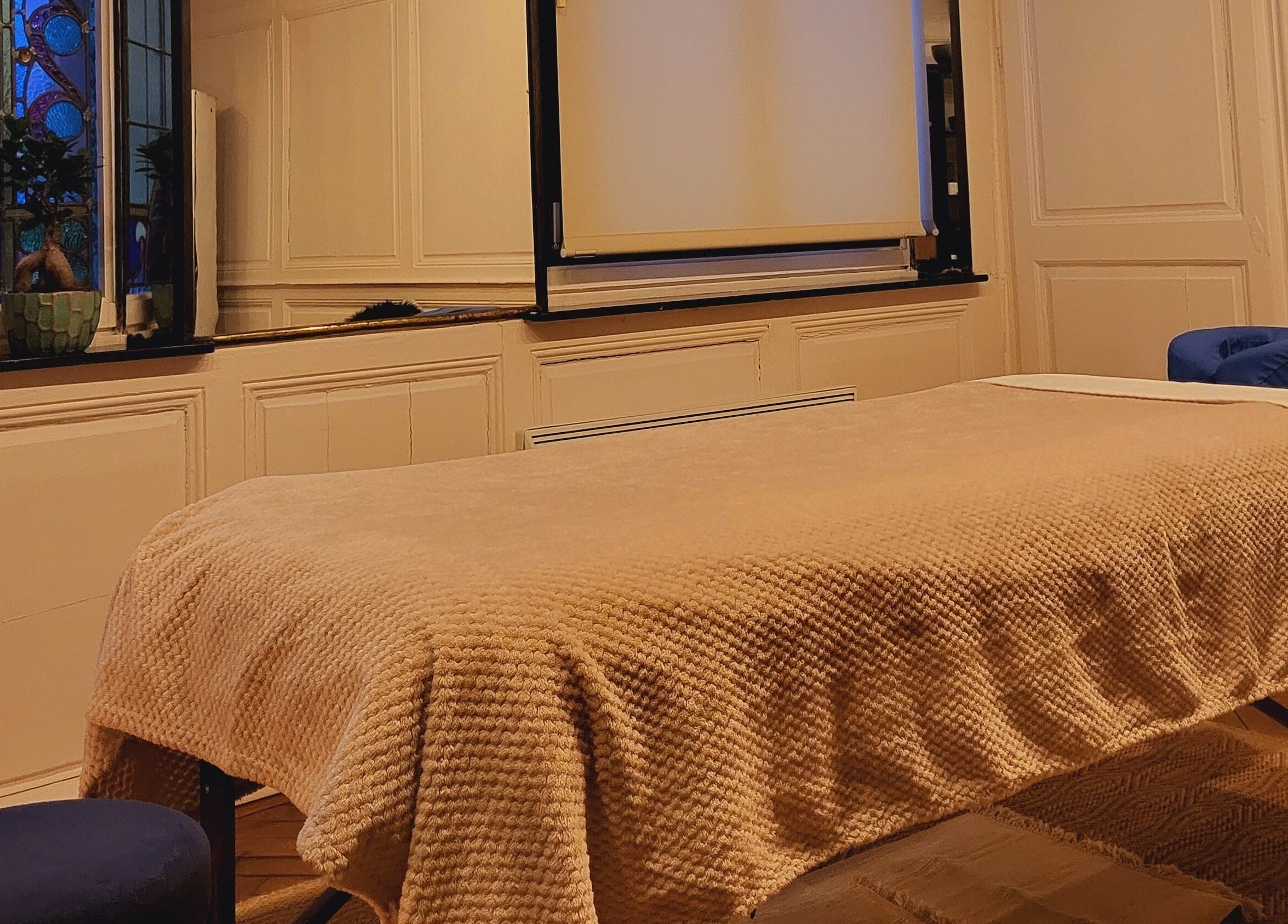 Salle de massage paisible chez L'harmonie en vous, Dunkerque, Hauts-de-france, FR.