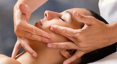 Facial Lounge image 2