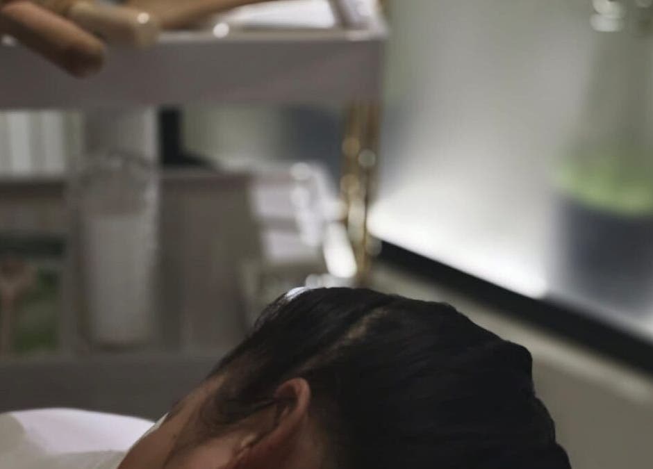 Relaxing massage session at صالون مكحال, Riyadh, Riyadh Province, SA. Tranquil atmosphere with calming decor.