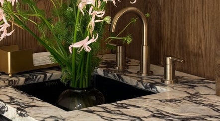Nuaribeauty image 2