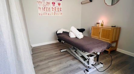 The Treatment Space - Remedial Massage Therapist in Valentine NSW.