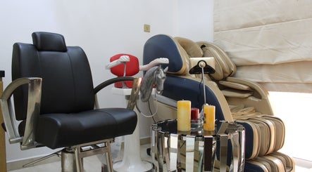 M & J Gents Salon afbeelding 3