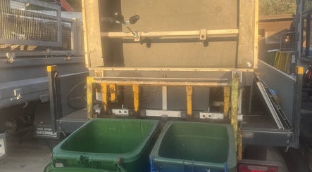 Bexley Bin Cleaners / Ton bag Waste Removal image 3