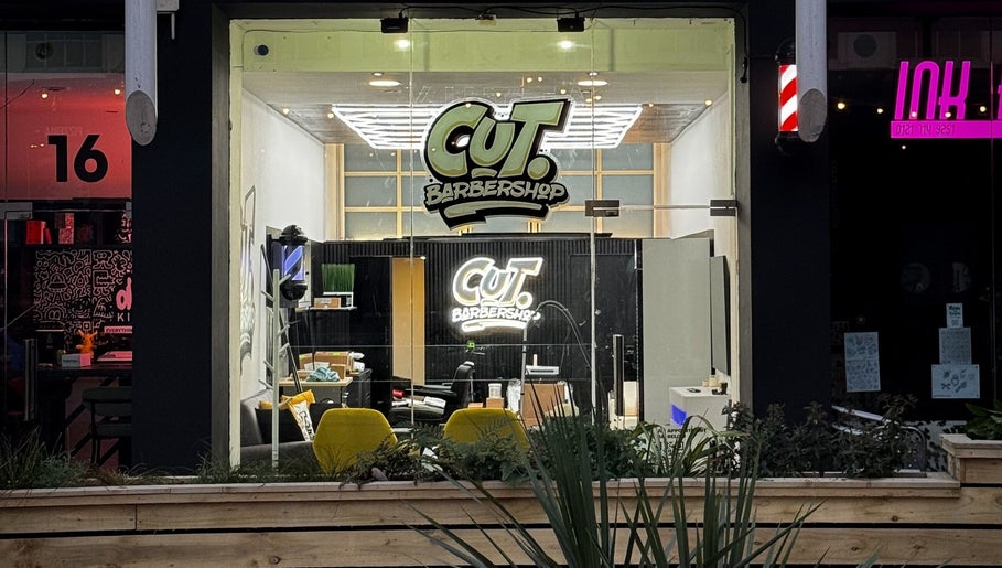 Cut. Barbershop billede 1