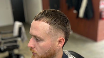 Georgie's Barbershop image 3