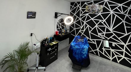 Waldos Barber Shop