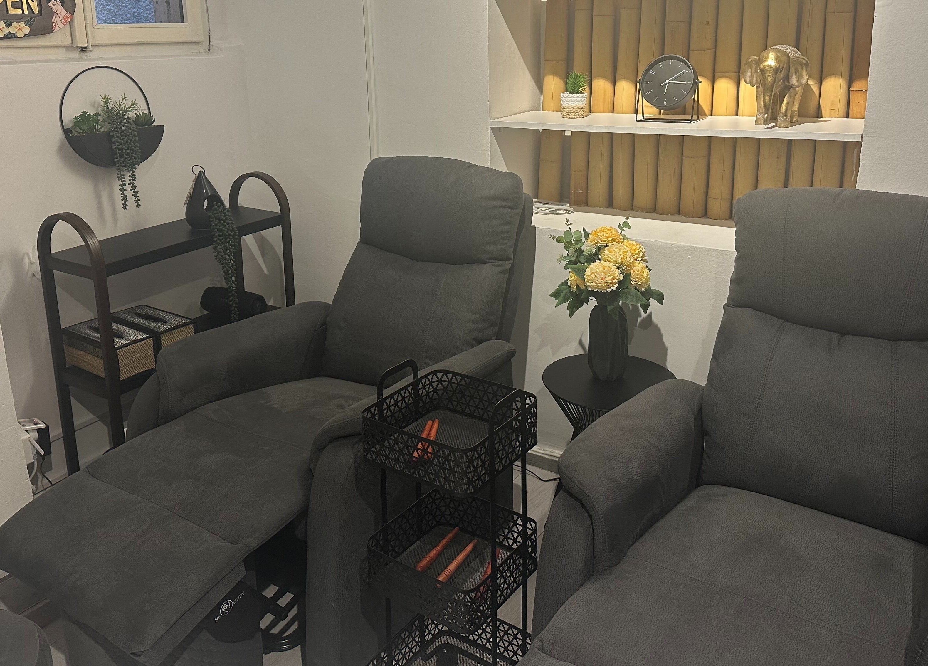 Luksuzne fotelje u Oriental Massage Ragusa, Dubrovnik, za vrhunsko opuštanje i wellness iskustvo.