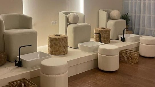 Gleam Beauty Lounge
