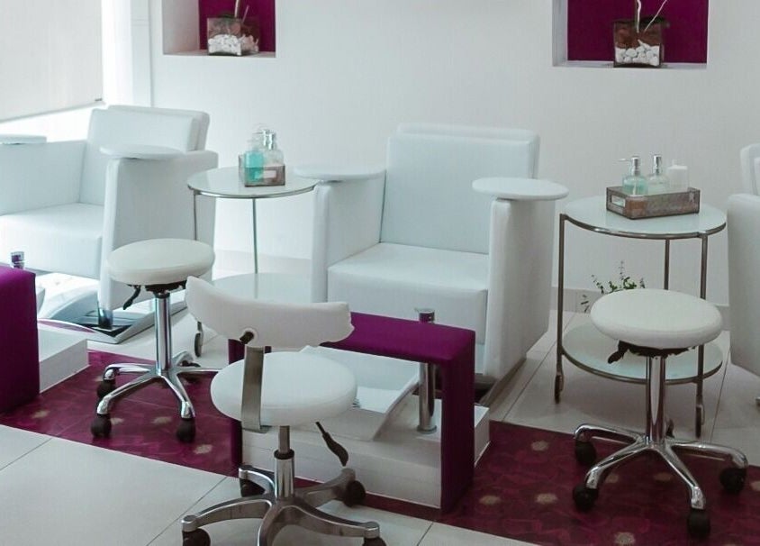 Luxury seating at Nails Couture Ladies Salon in Abu Dhabi, Abu Dhabi, AE, showcasing modern style and comfort.