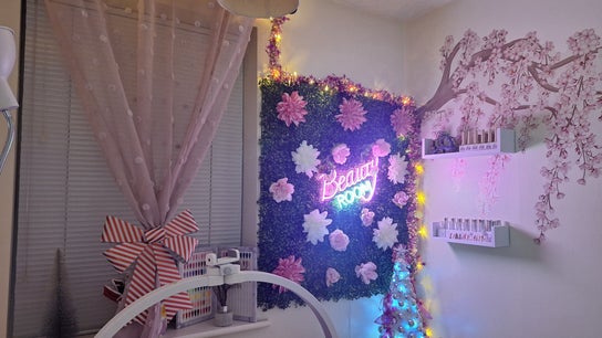 Glam Beauty Room