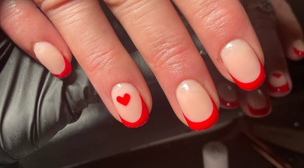 Nails by Nicole, bilde 2