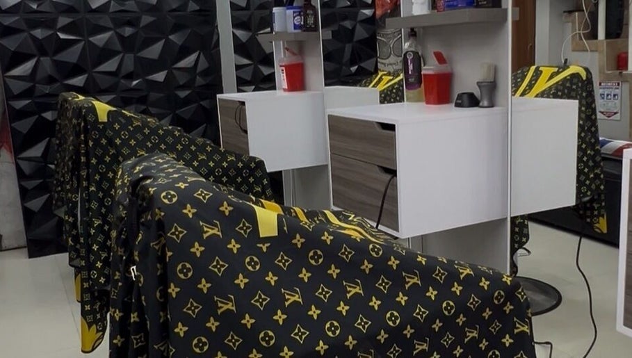 Custodiobarberstudy image 1
