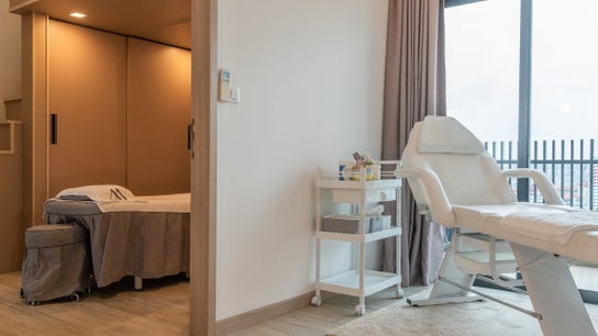 AURA J Gateway Studio
