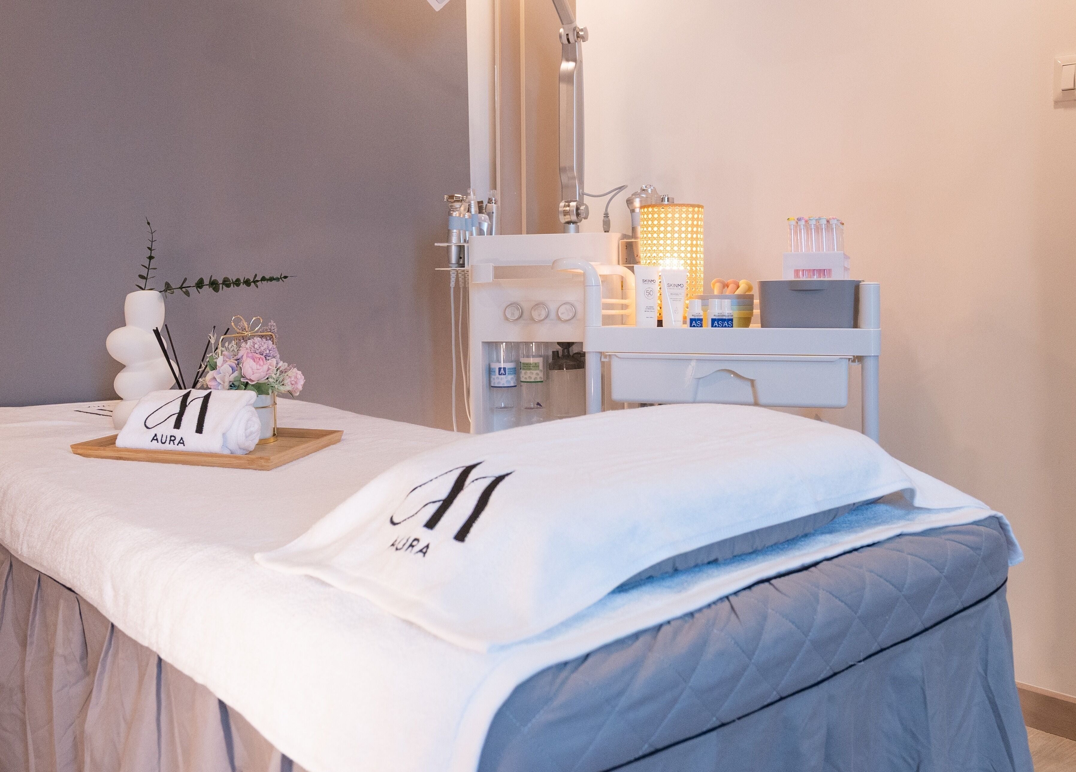 Luxurious treatment room at AURA Jurong Studio, Singapore, Singapore, SG. Elegantly designed for relaxation.