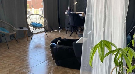 Imagen 3 de El Encanto Nail Studio