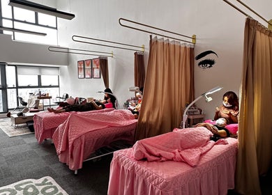 Relaxing treatment area at Eyelashbar.kl in Kuala Lumpur, Wilayah Persekutuan Kuala Lumpur, MY.