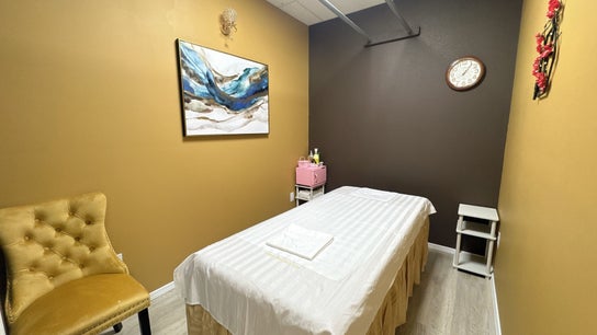 Oak Tree Massage & Facial Lovers ln