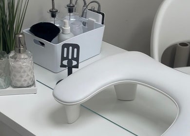 Chic manicure station at Sharainesbeauty, Birmingham, England, GB with modern decor and elegant manicure tools.