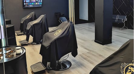 TyJ Barber Shop image 2