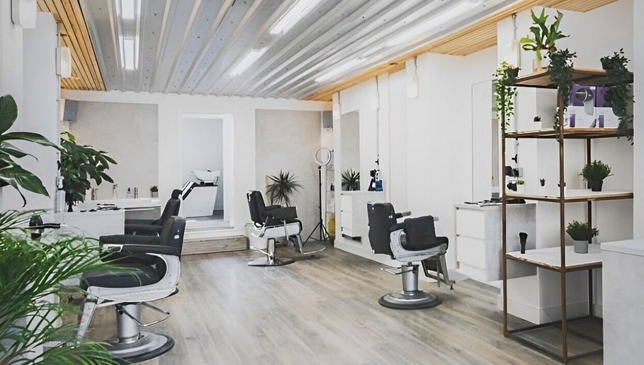 Todd and Barlow Barbershop obrázek 1