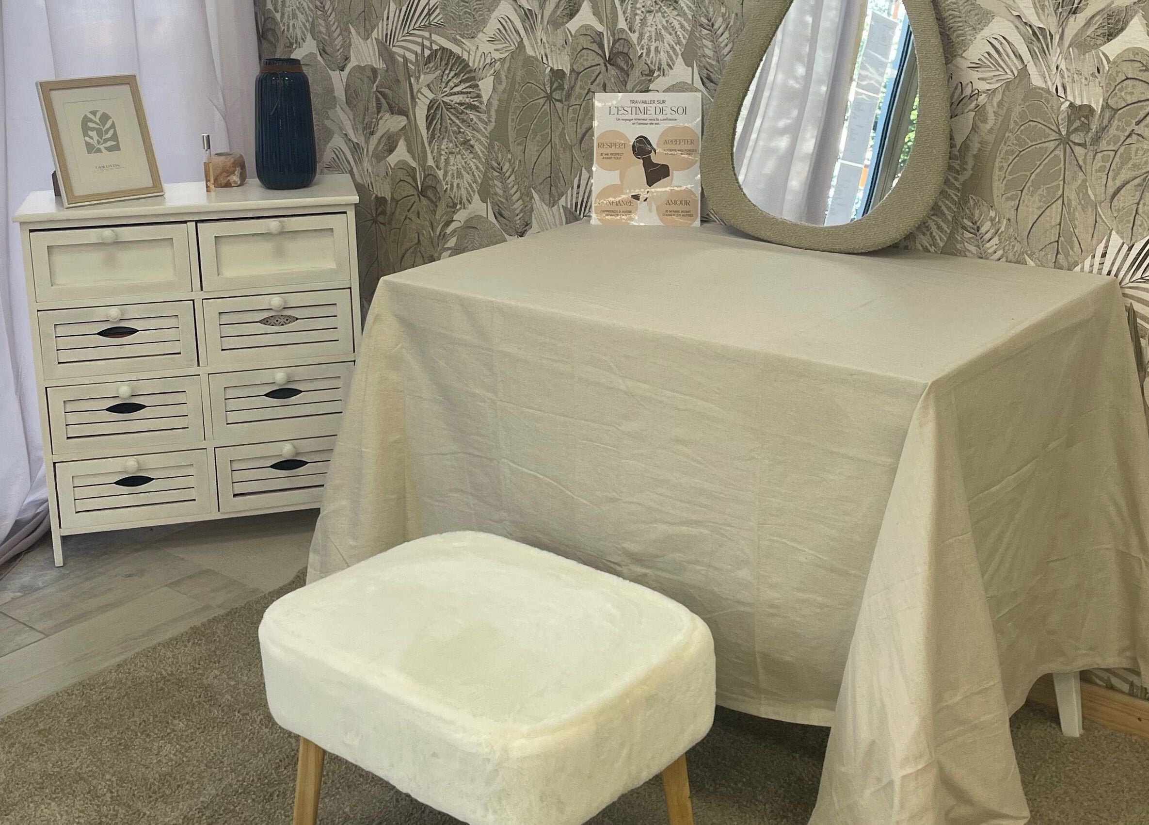 Espace apaisant à La Bulle de Gwen, Aurillac, Auvergne-rhône-alpes, pour détente et bien-être.