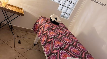 Hình ảnh 2 của Aromdee Thai Massage