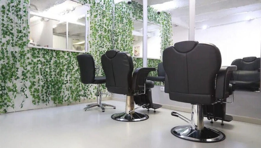 El 28 Curly Peluqueria Barcelona图像1