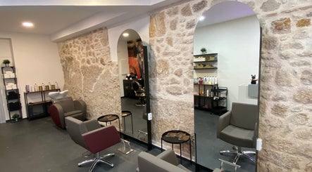 รูปภาพ ELEGANZA Hair Lab 3
