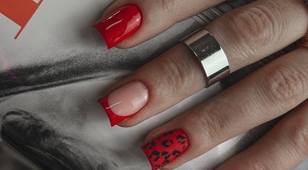 Senchilova_nails slika 3
