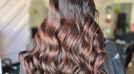Hayley Lyall Hair